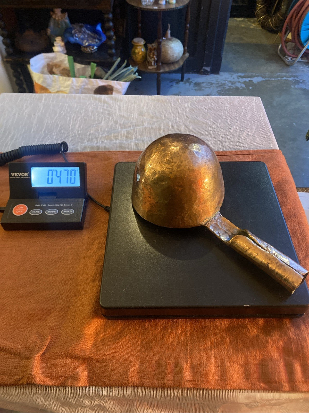 ancienne louche en cuivre martelé -Ustensile de cuisine -