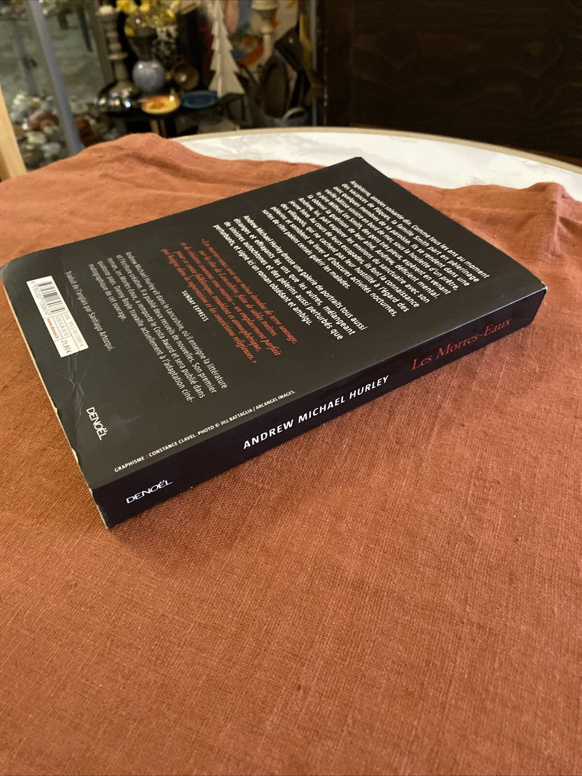 Les Mortes-Eaux de Andrew Michael Hurley et Santiago Artozqui - livre -