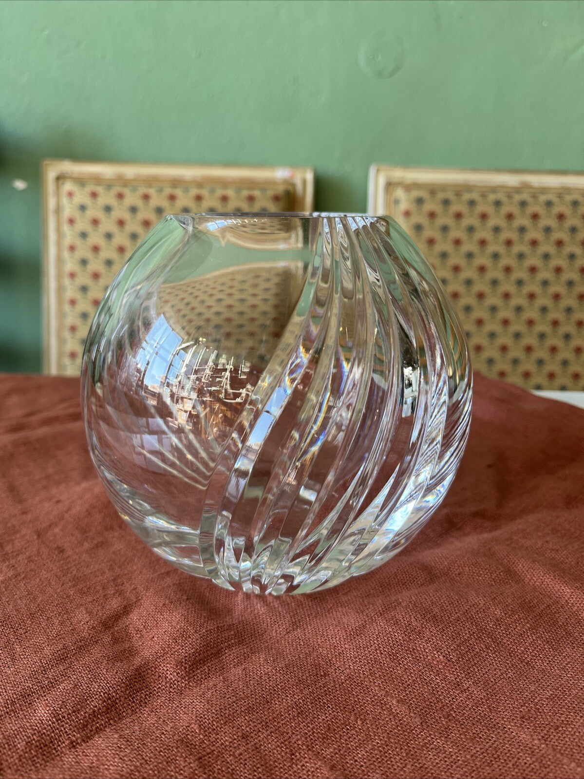 Vase Boule En Cristal Taillé