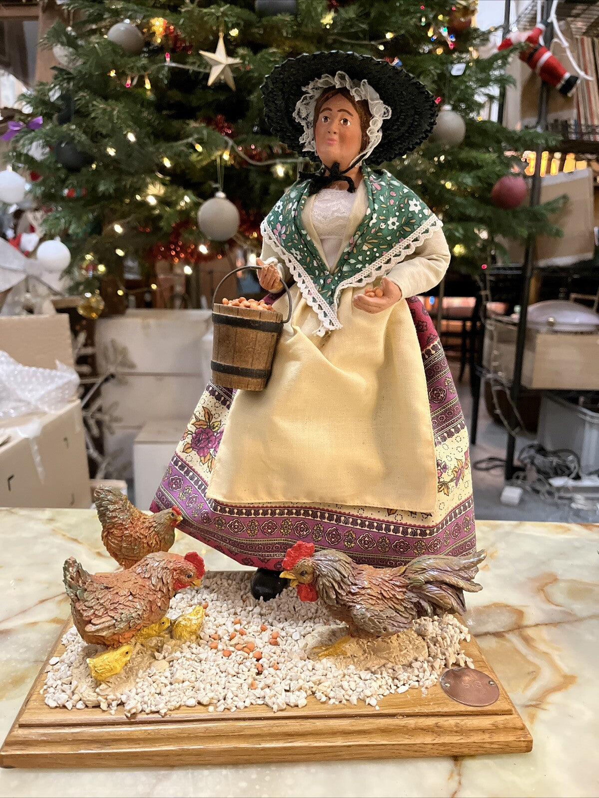 Grand Santon Provençal Isis Femme Aux Poules