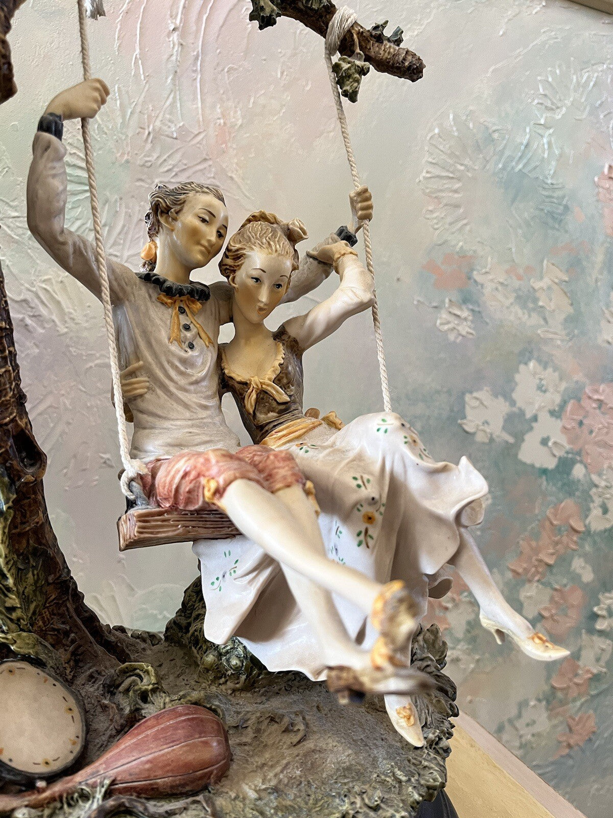 Figurine Capodimonte Couple Balançoire D’amour
