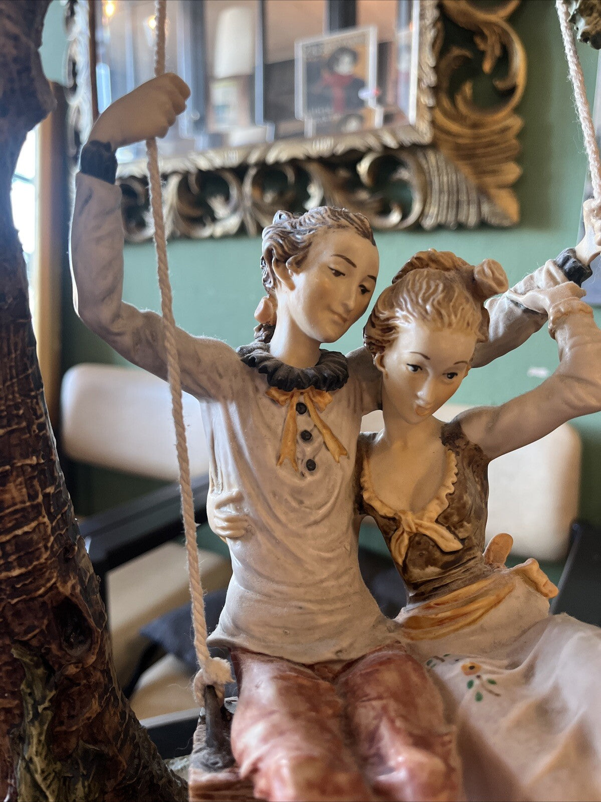 Figurine Capodimonte Couple Balançoire D’amour