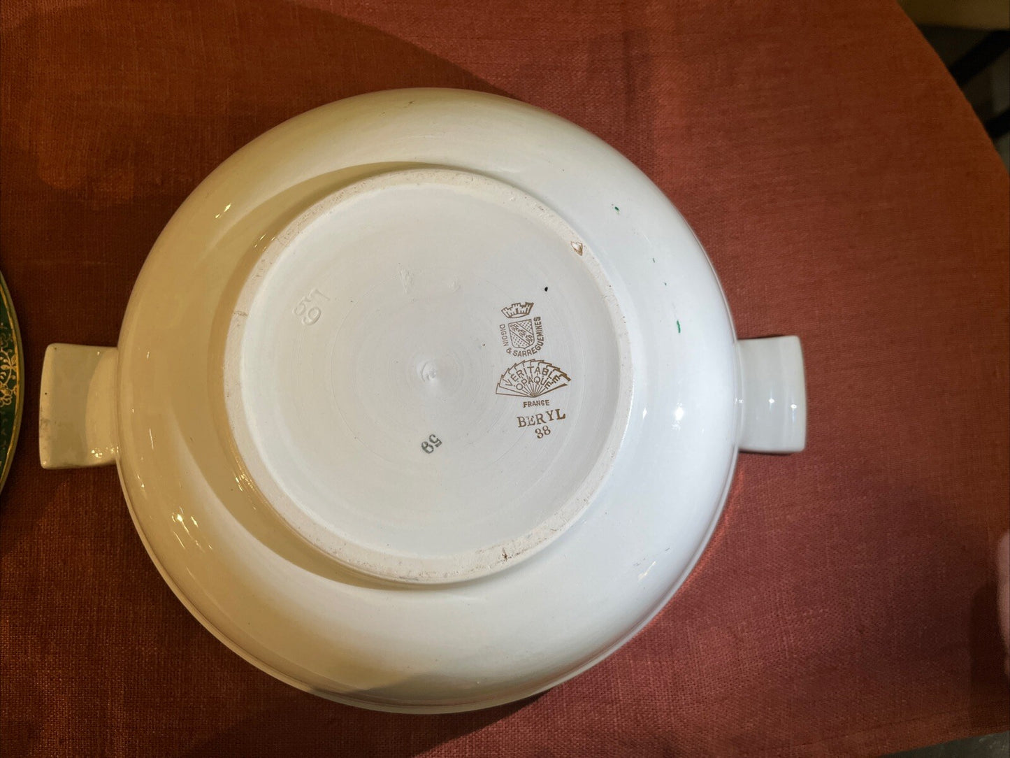 Soupière En Porcelaine Opaque Blanc Et Vert Sarreguemines