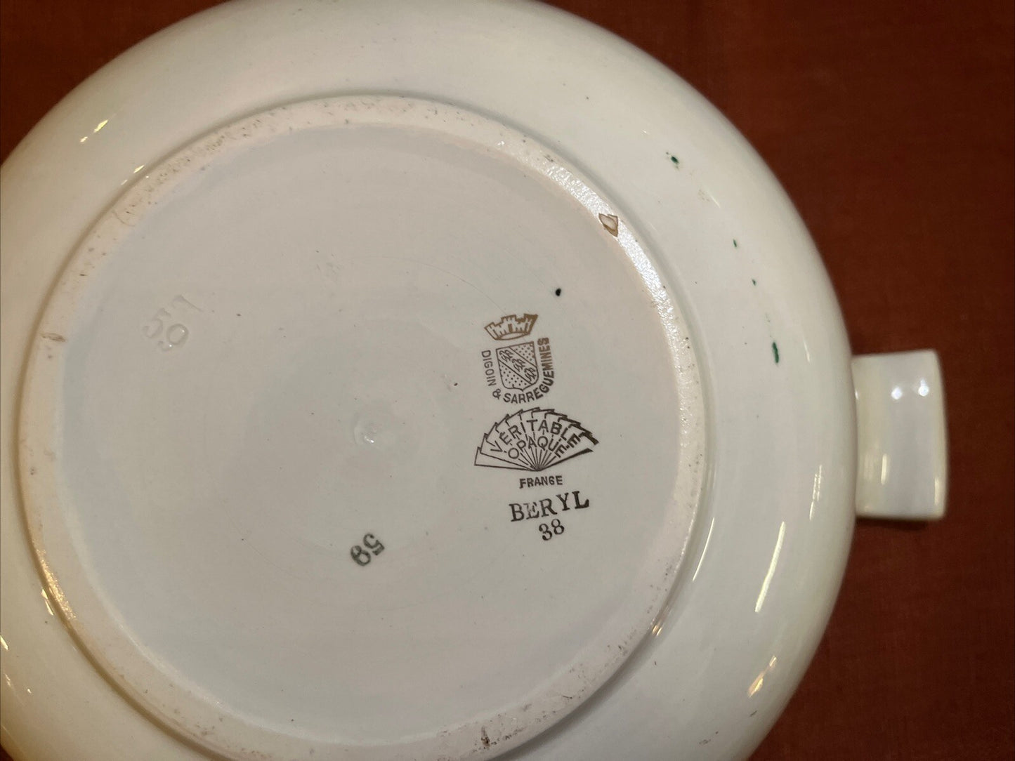 Soupière En Porcelaine Opaque Blanc Et Vert Sarreguemines