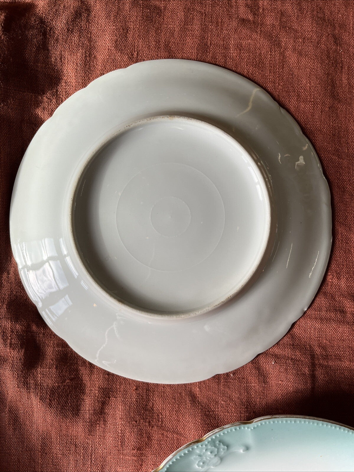 2 Assiettes Anciennes En Porcelaine Portrait