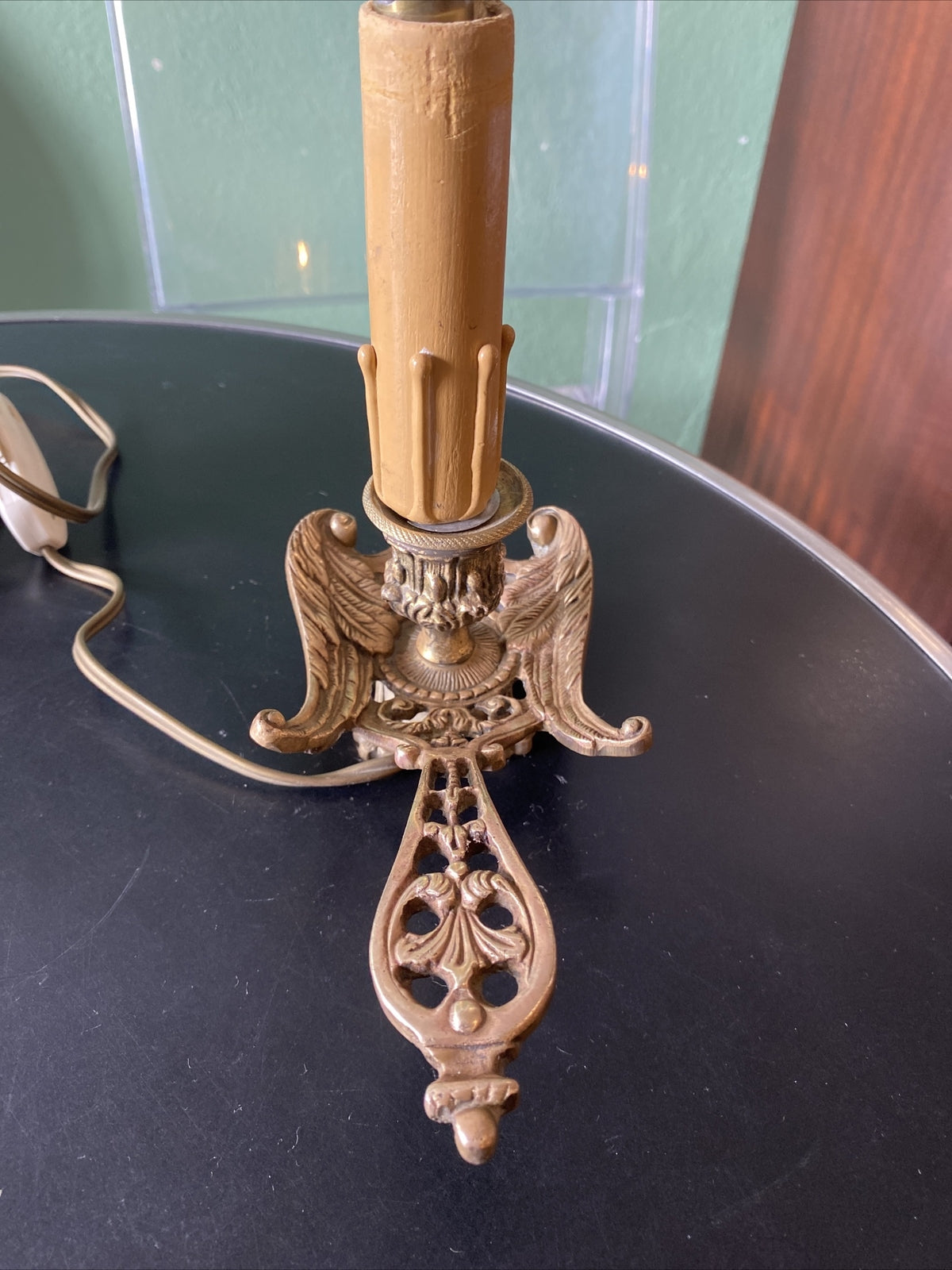 Ancien Bougeoir A Main En Bonze Monté En Lampe