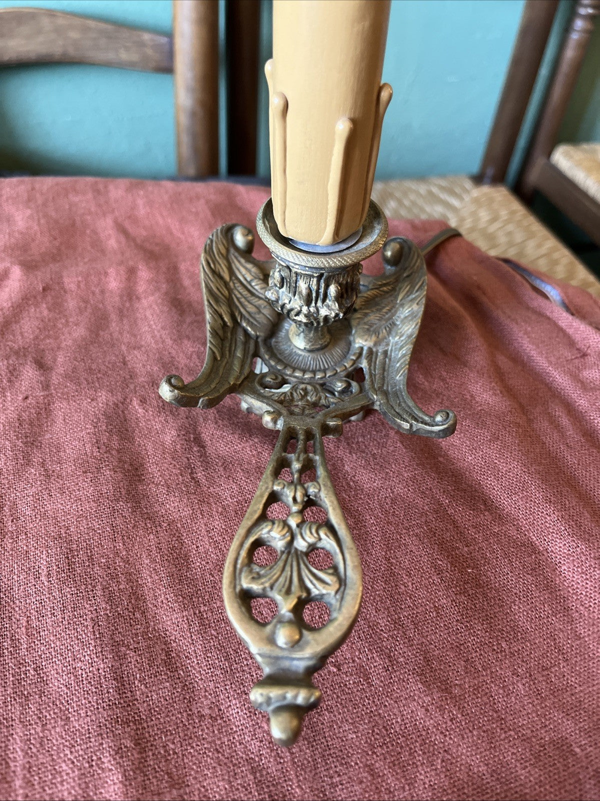 Ancien Bougeoir A Main En Bonze Monté En Lampe