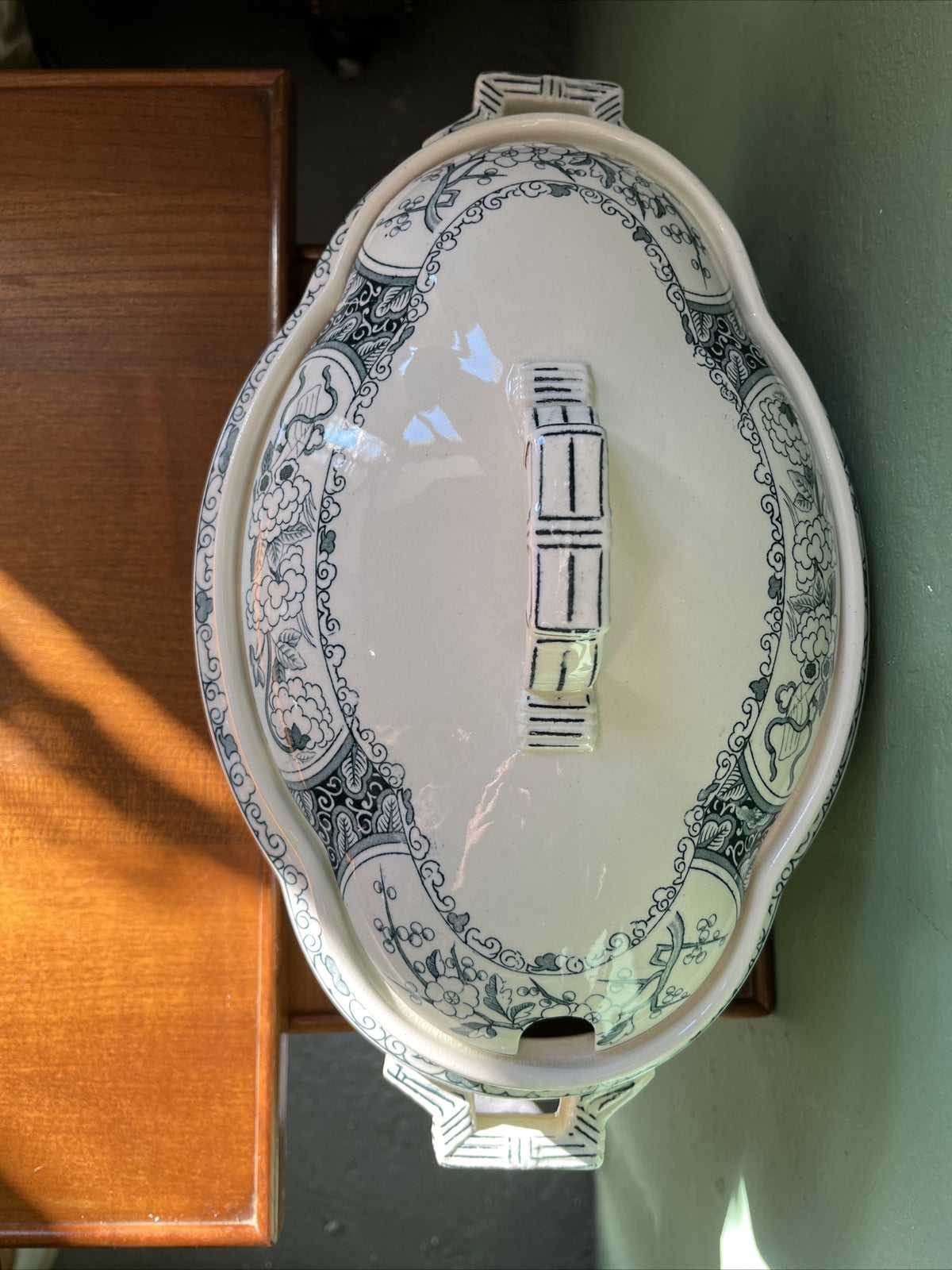 Ancienne Soupière Wedgwood