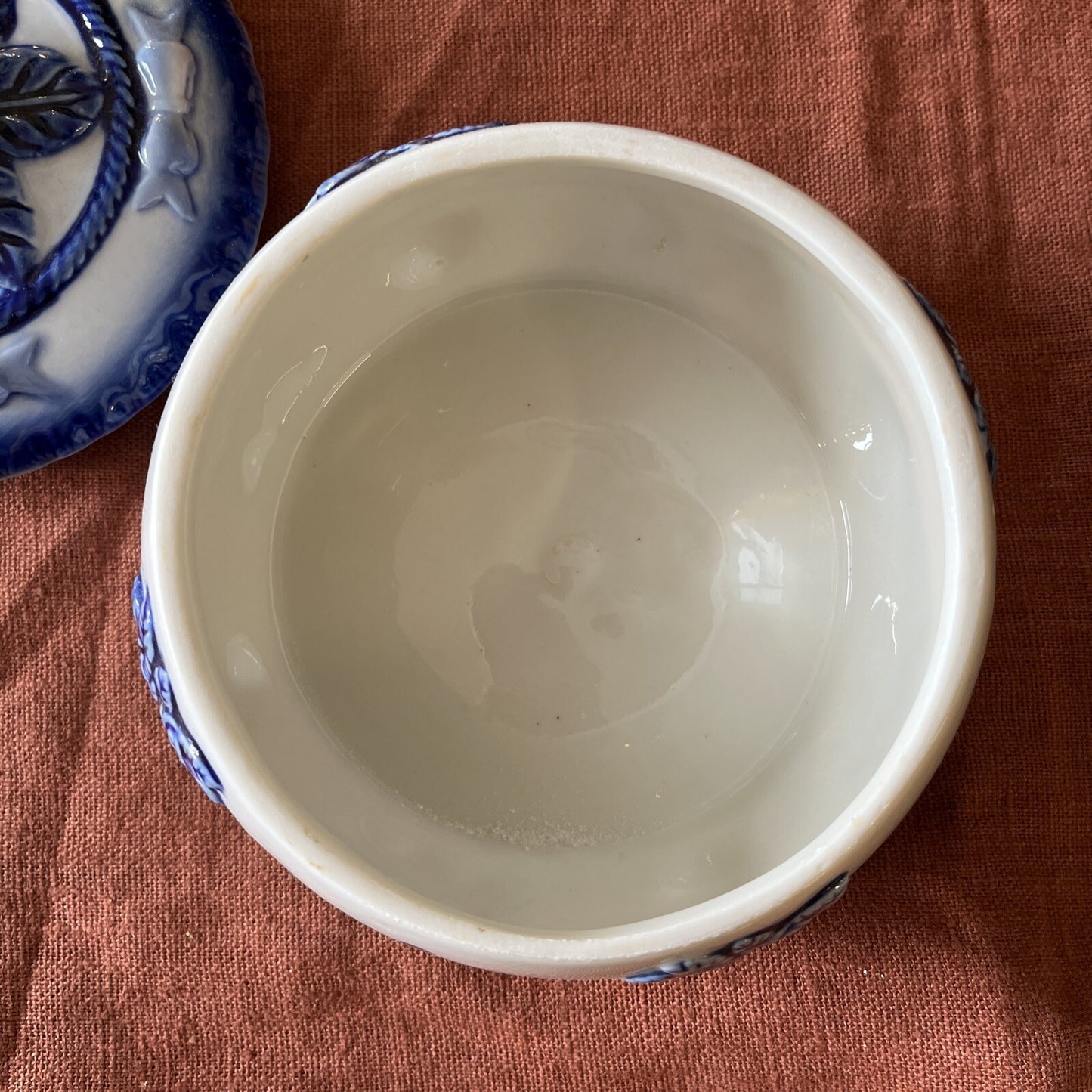 Sucrier Bonbonnière En Porcelaine