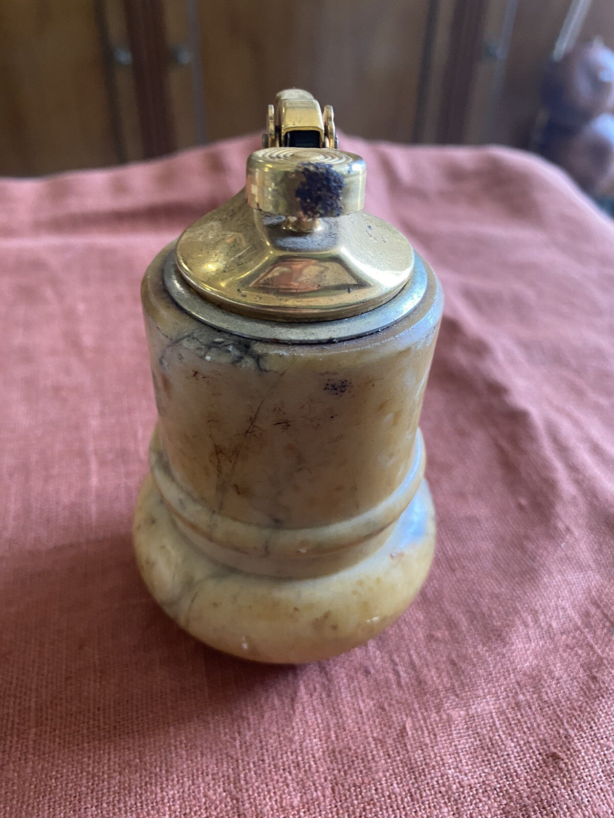 briquet De Table Vintage Monté Sur Une Base En Marbre
