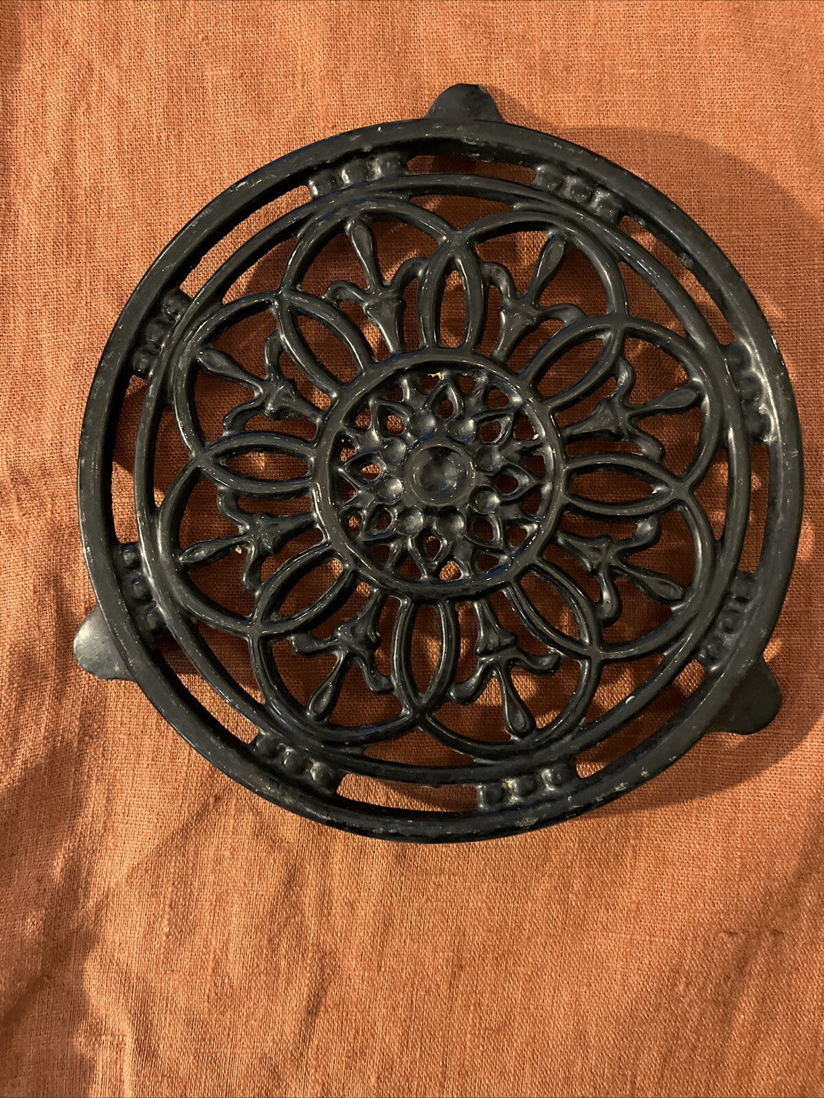Ancien Dessous De Plat En Fonte Noir