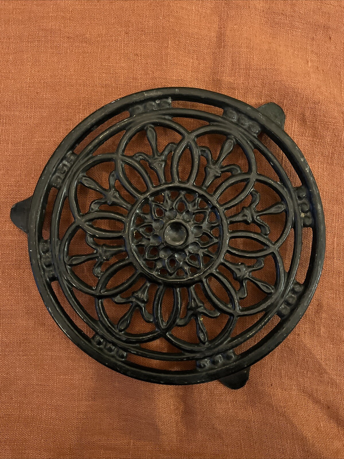 Ancien Dessous De Plat En Fonte Noir