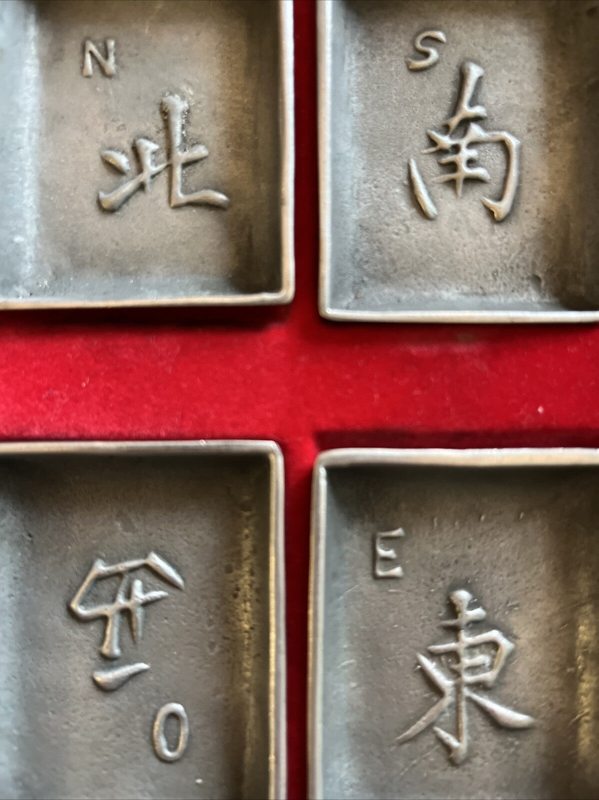 Coffret « Les Étains De L’abbaye France » 4 Coupelles En Étain Asiatique