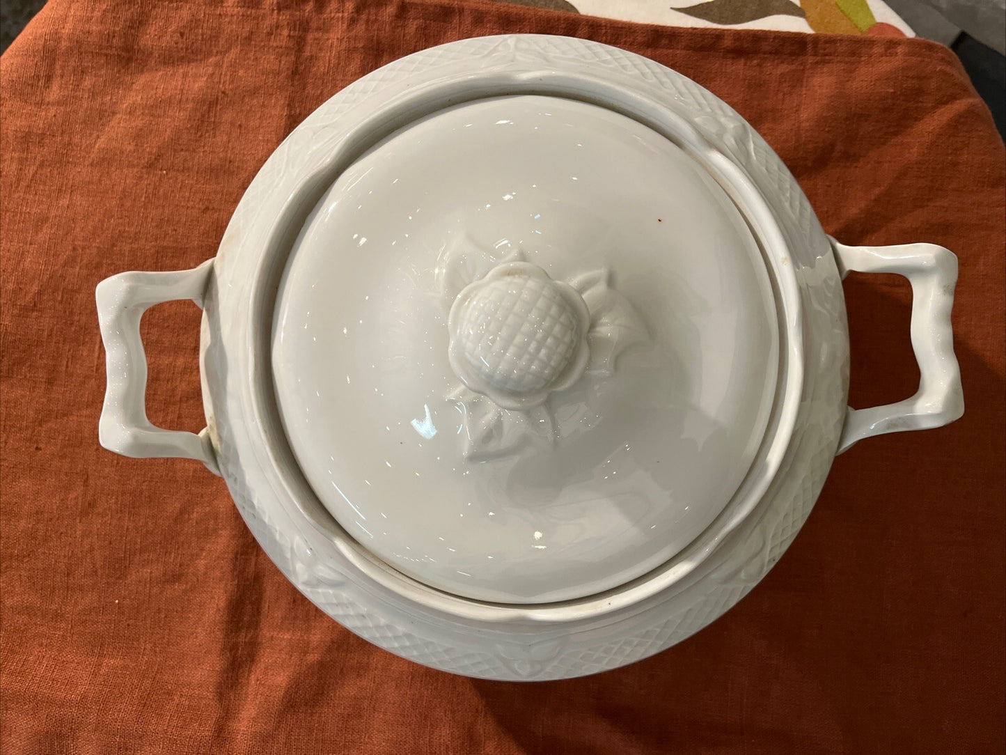 Soupière En Porcelaine Blanche