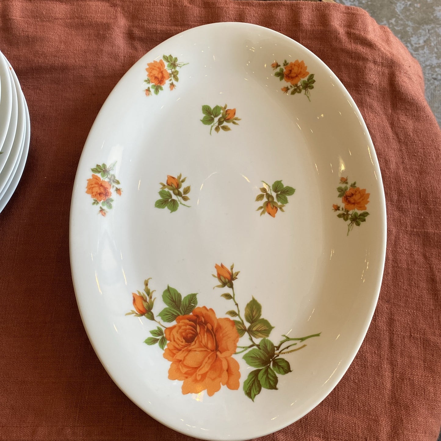 8 Assiettes Et 1 Plat Oval Porcelaine De Limoges Décor Floral