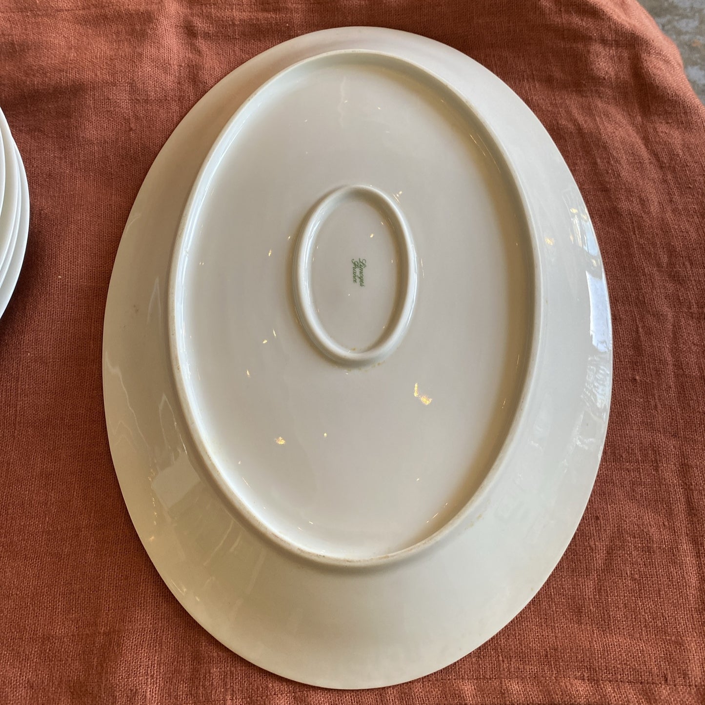 8 Assiettes Et 1 Plat Oval Porcelaine De Limoges Décor Floral