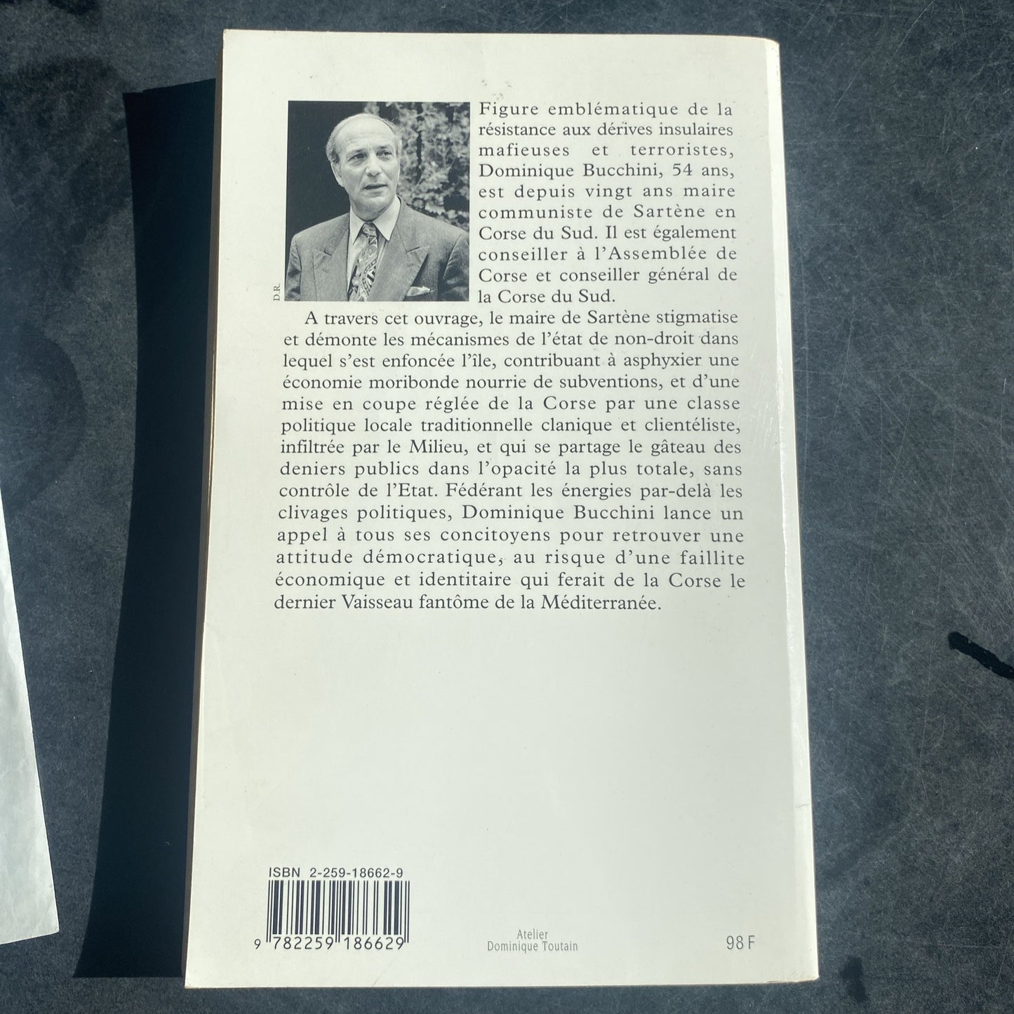 Des hommes en général et des femmes en particulier | Livre Très bon état