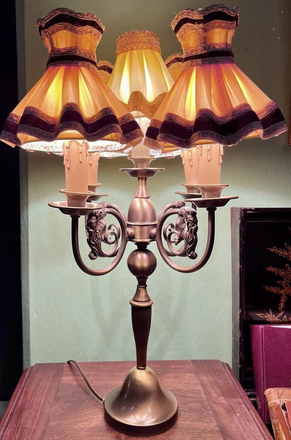 Candélabre Ancien Hollandais Électrifié En Bronze Patiné Vernis / Lampe À Poser