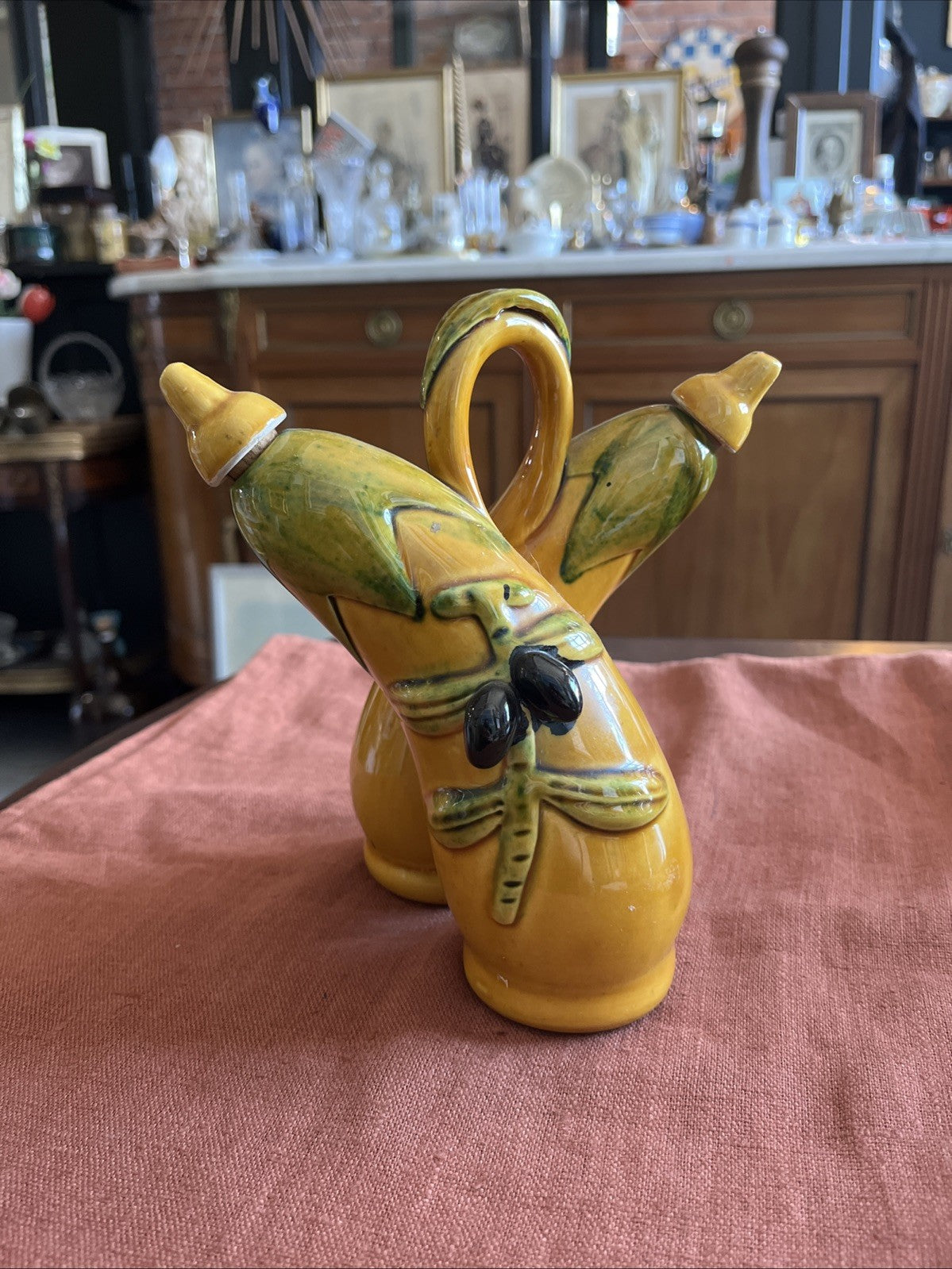 Huilier Vinaigrier Siamois En Céramique Relief Olive