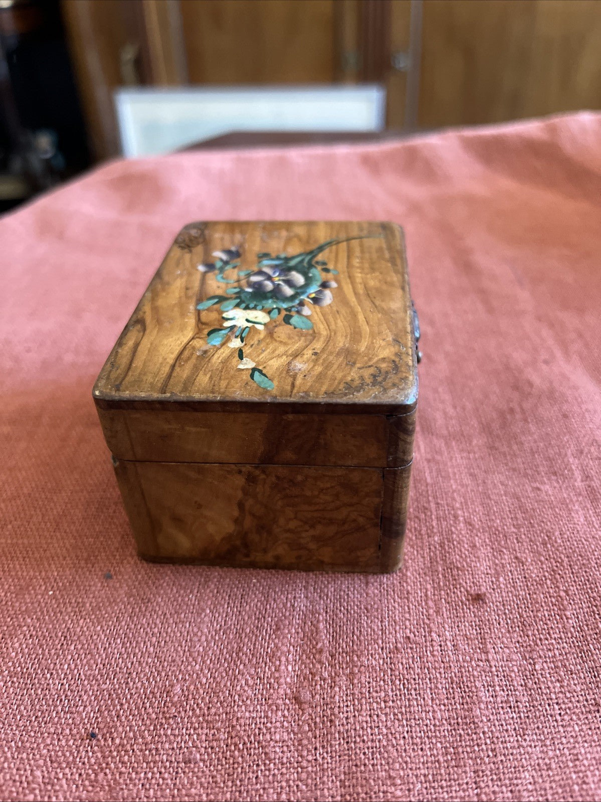 Ancienne Petite Boîte À Bijoux Bois Et Décor De Fleurs