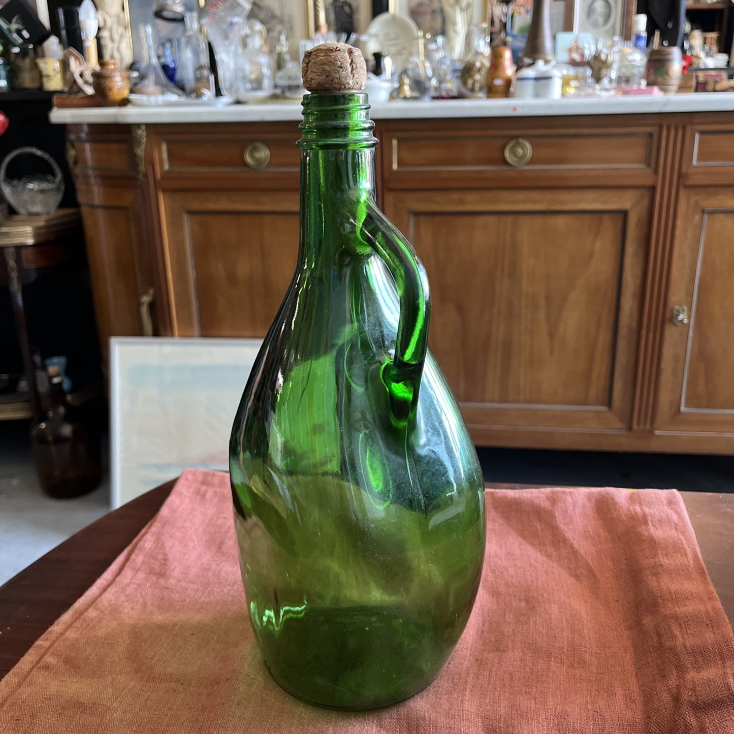 Ancienne Bouteille En Verre Verte Avec Sa Anse