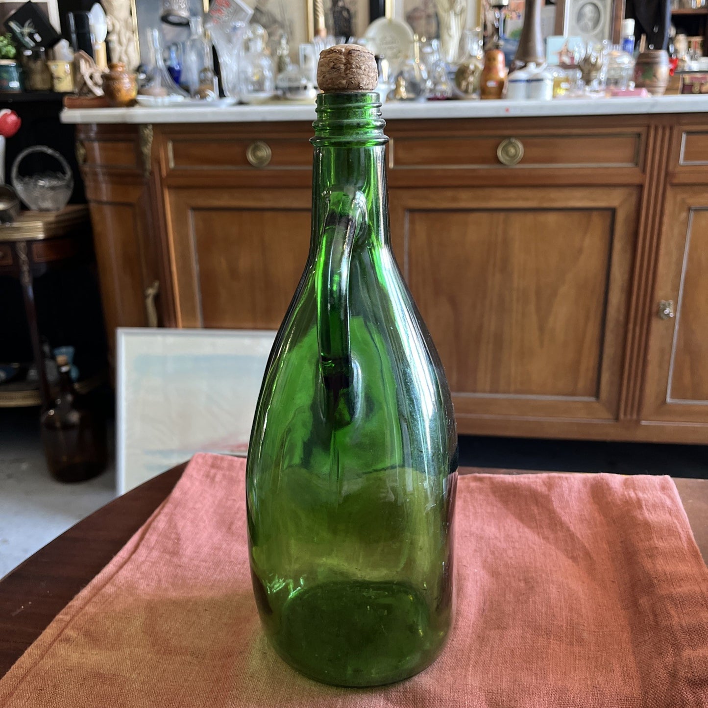 Ancienne Bouteille En Verre Verte Avec Sa Anse