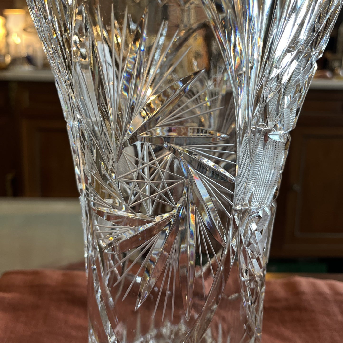 Grand Vase En Cristal Taillé