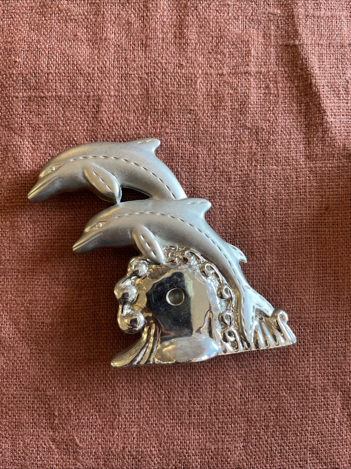 Pendulette à poser "Dauphin"