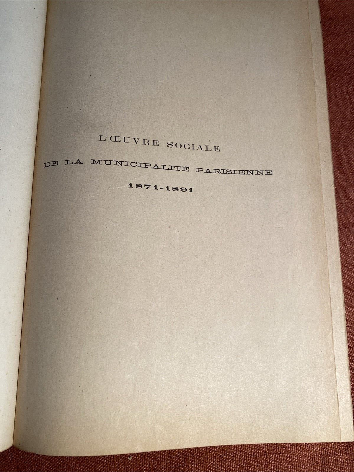 Livre L’Œuvre sociale de la municipalité parisienne 1871-1891