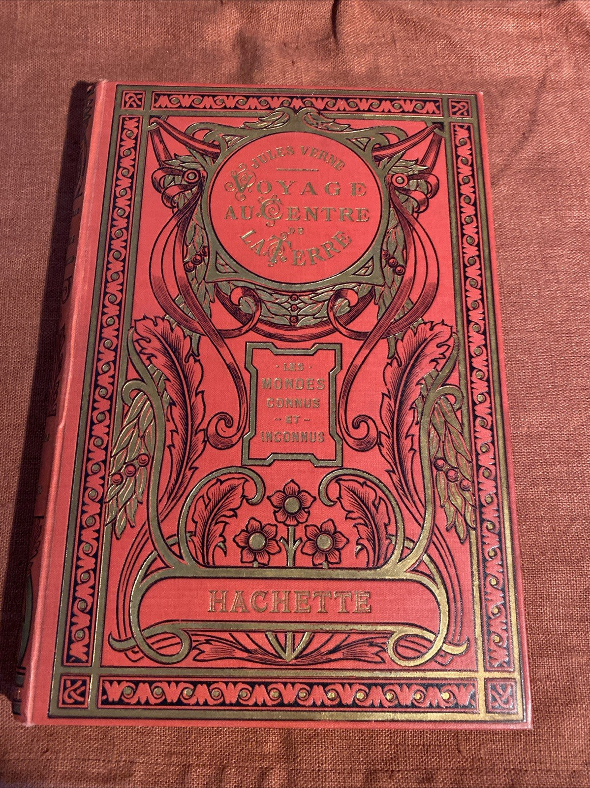 Voyage au centre de la Terre de Jules Verne édition de 1921