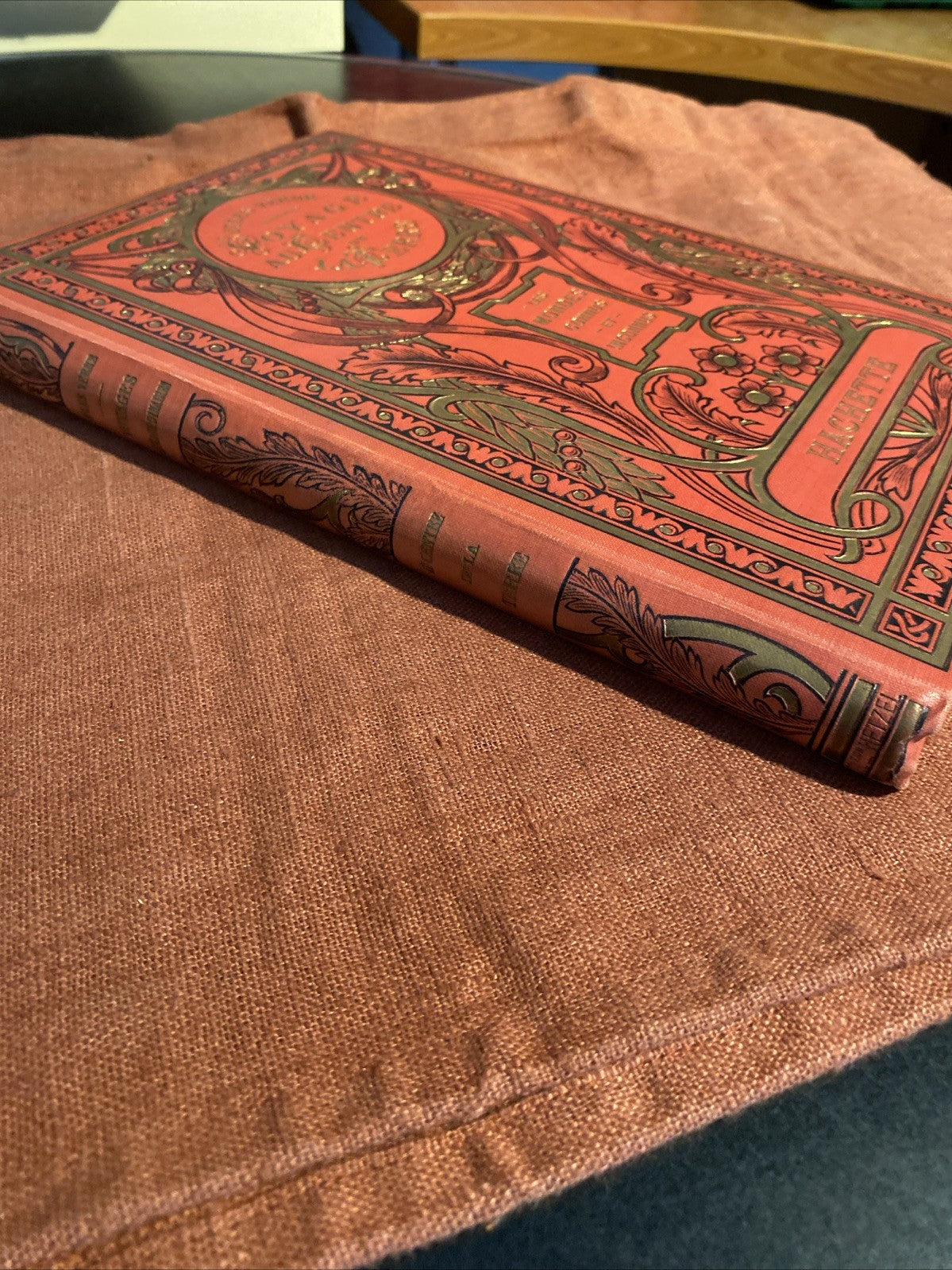 Voyage au centre de la Terre de Jules Verne édition de 1921