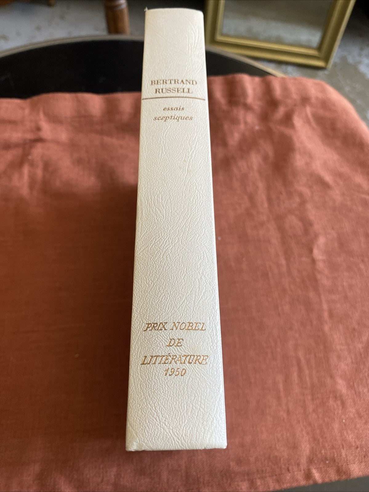 Livre Bertrand Russel - Essais Sceptique - Édition Rombaldi - Nobel 1950