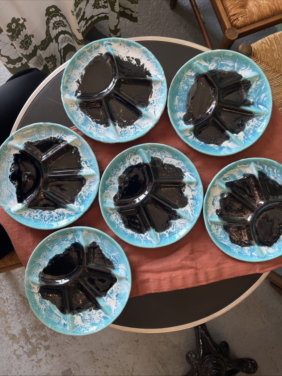 Lot De 6 Assiettes Style Fat Lava Vallauris À Compartiments / À Fondue