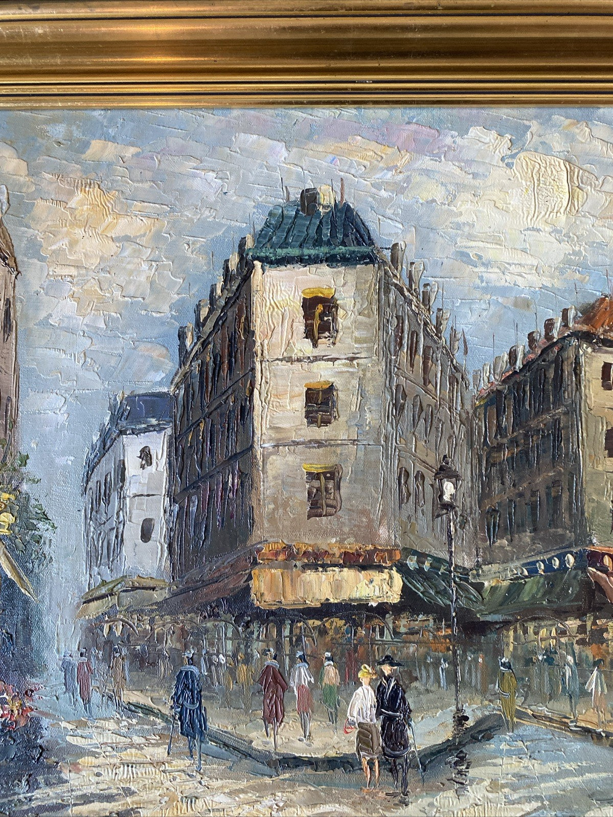 Tableau signé Caroline Burnett – Scène de rue parisienne – Huile impressionniste