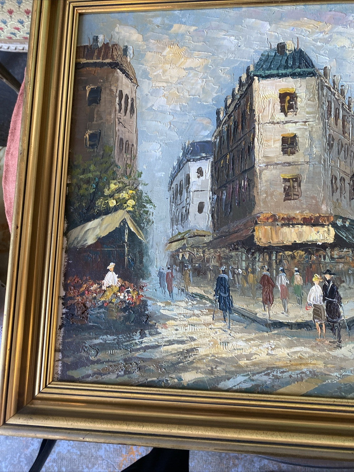 Tableau signé Caroline Burnett – Scène de rue parisienne – Huile impressionniste