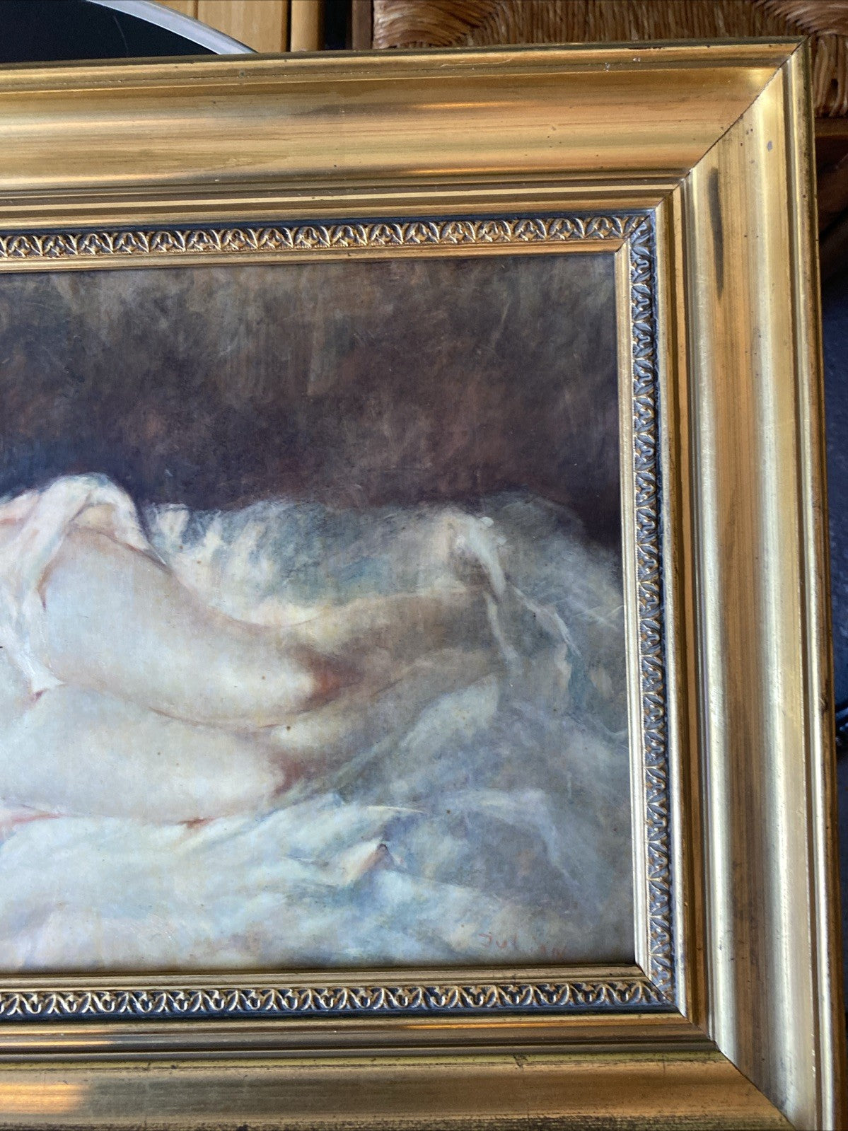 Tableau ancien signé Julian – Nu féminin allongé – Huile sur toile – Cadre doré
