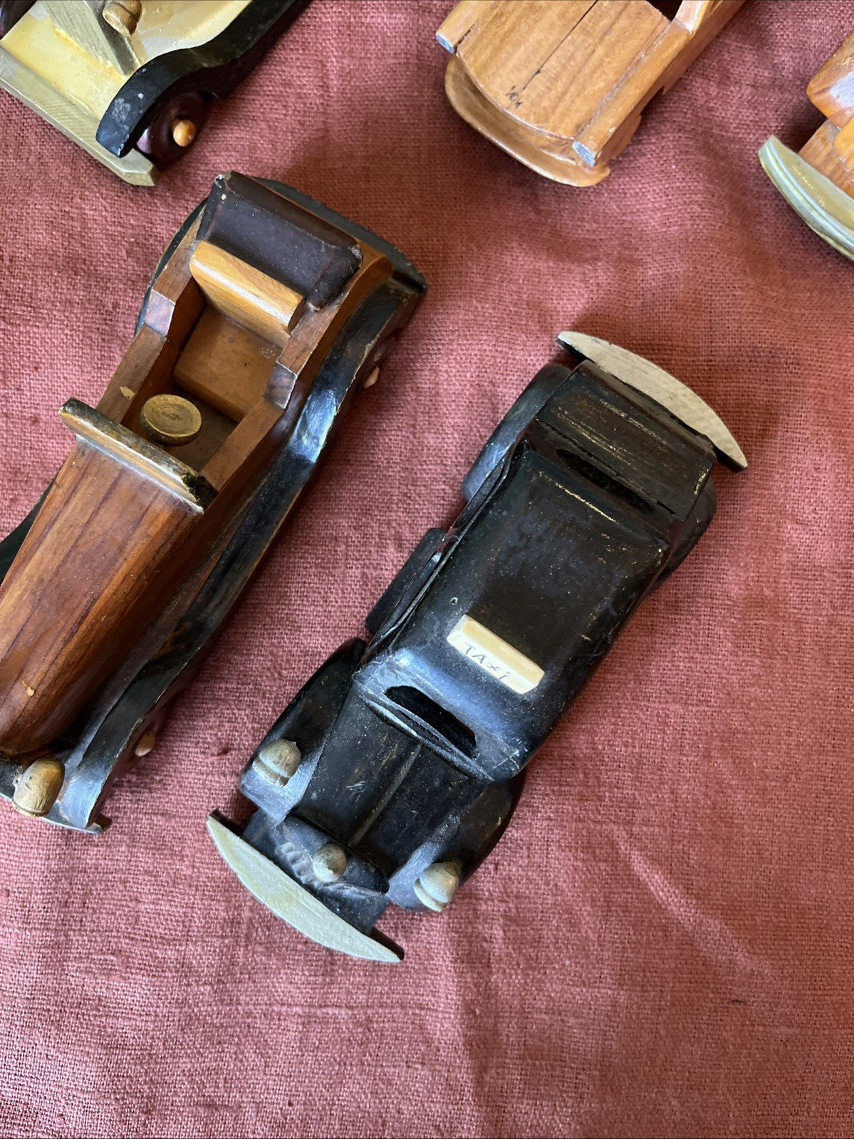 Lot De 5 Voitures Miniatures Anciennes En Bois