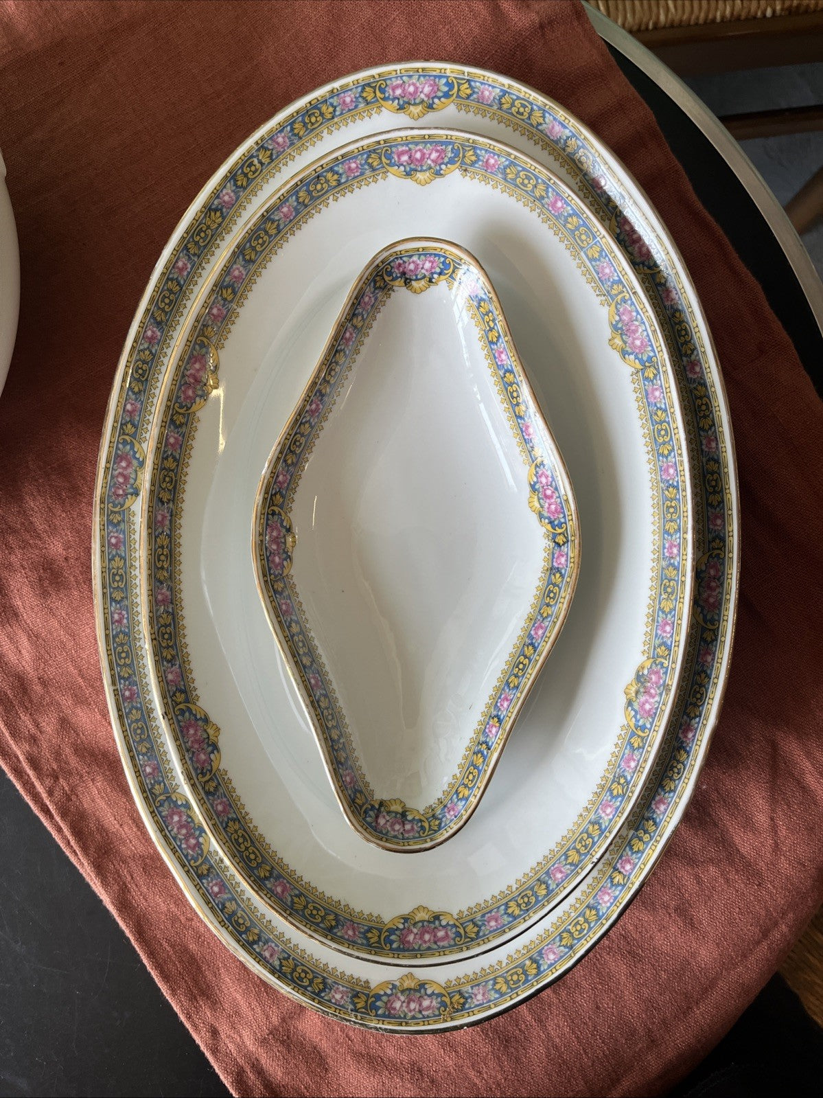 Ensemble 4 Plats De Service Porcelaine