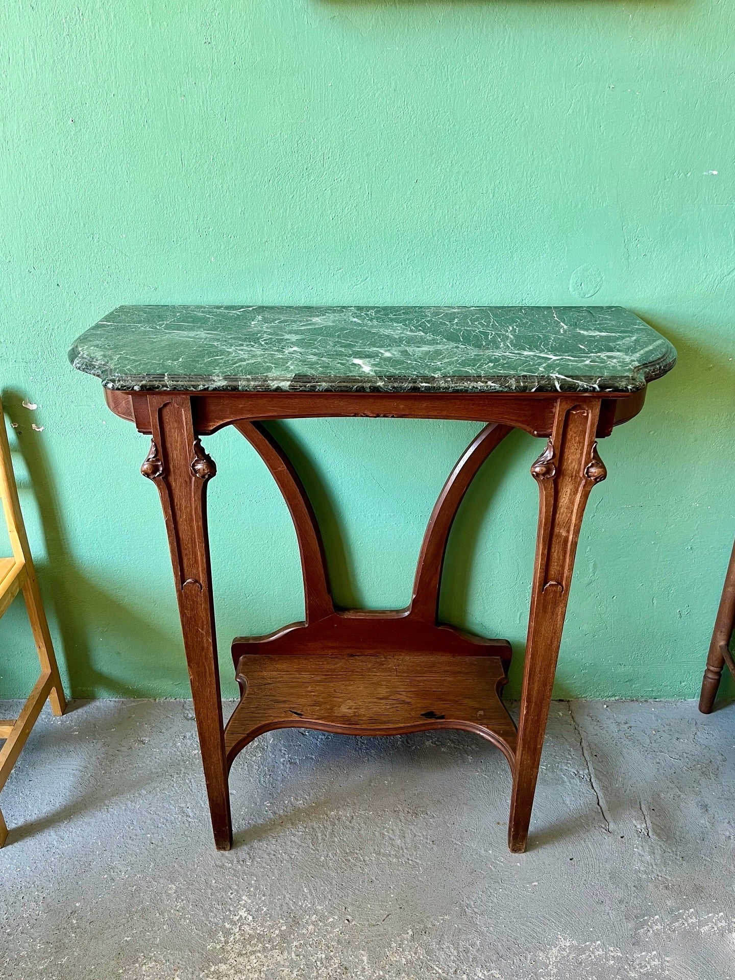 Console art nouveau bois et plateau en marbre