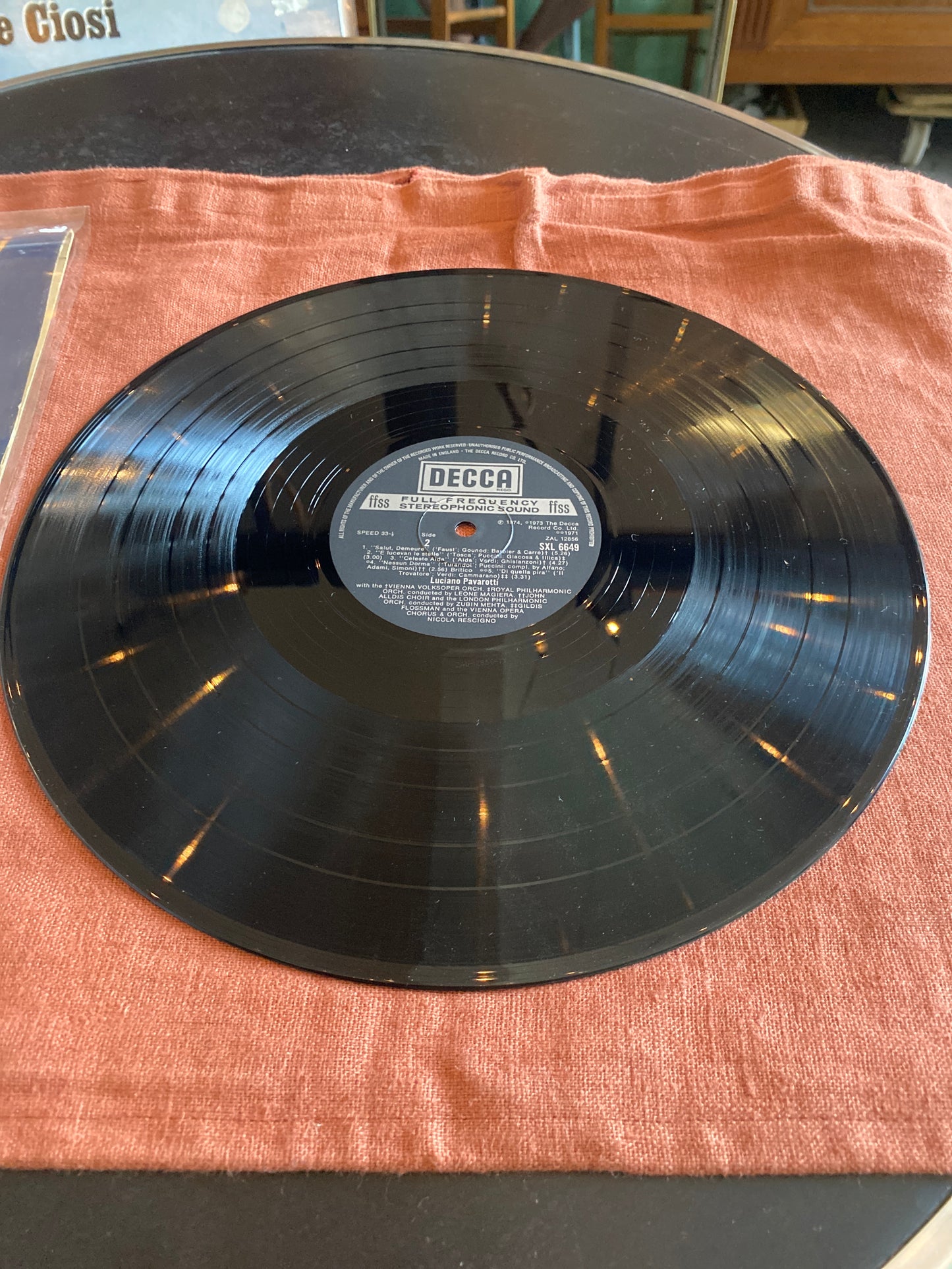 Luciano Pavarotti – The World’s Favourite Tenor Arias (Decca) – LP 33 tours - vinyle -