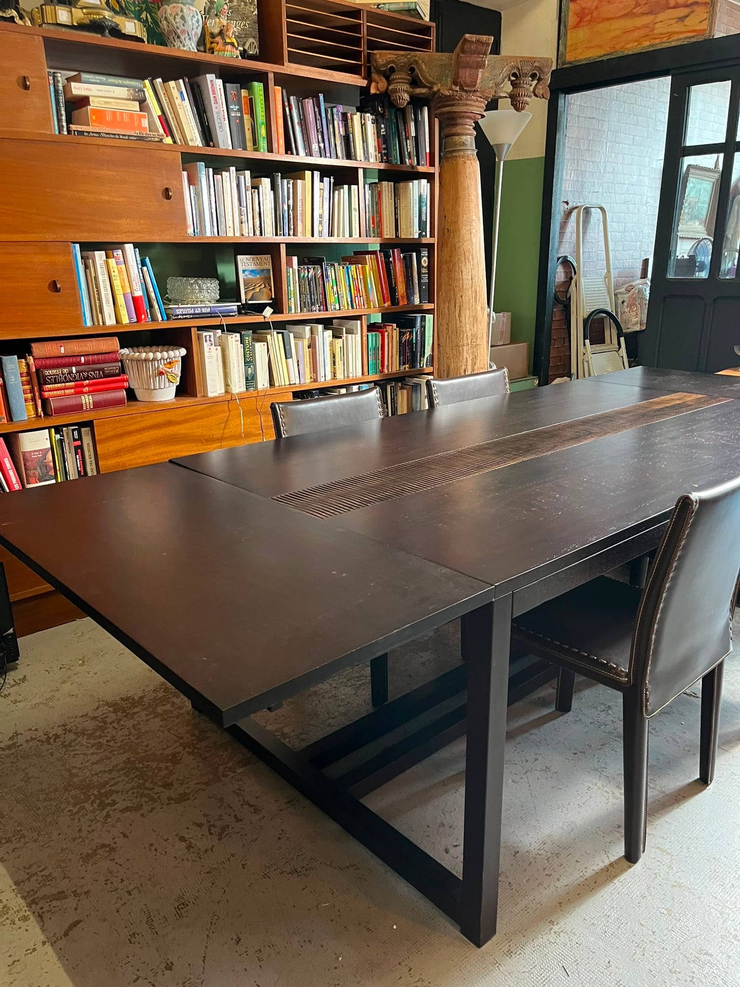 Table Roche Bobois extensible wengé avec rallonges design contemporain