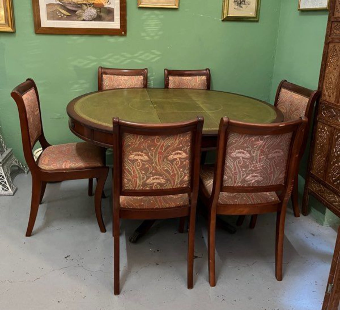 Ensemble table à manger et ses six chaises