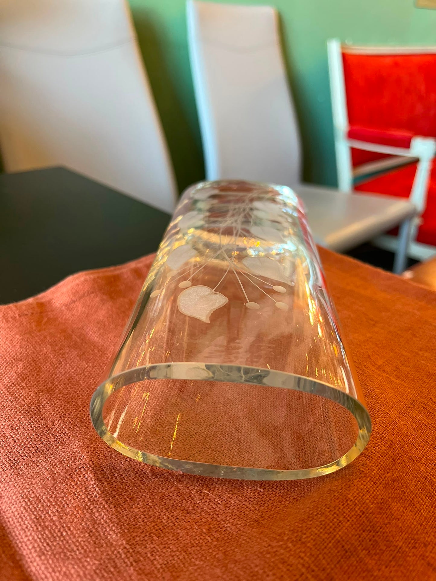 Vase soliflore en cristal gravé décor floral