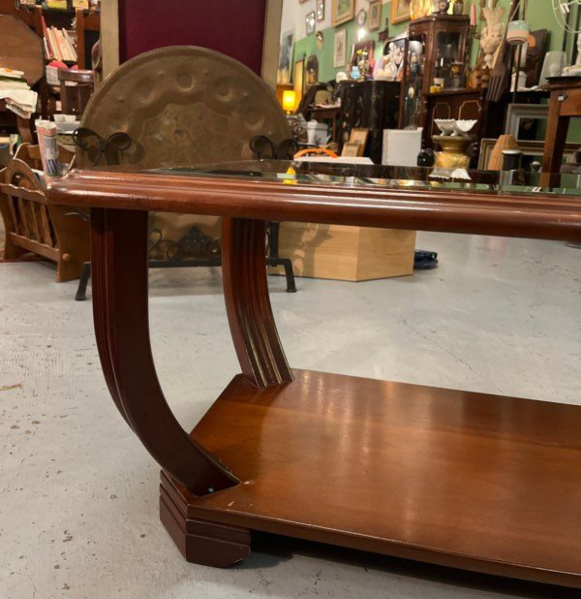Table basse en bois et verre art déco