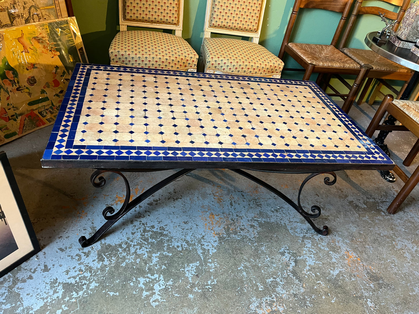 Table basse d’extérieur en fer forgé et mosaïque