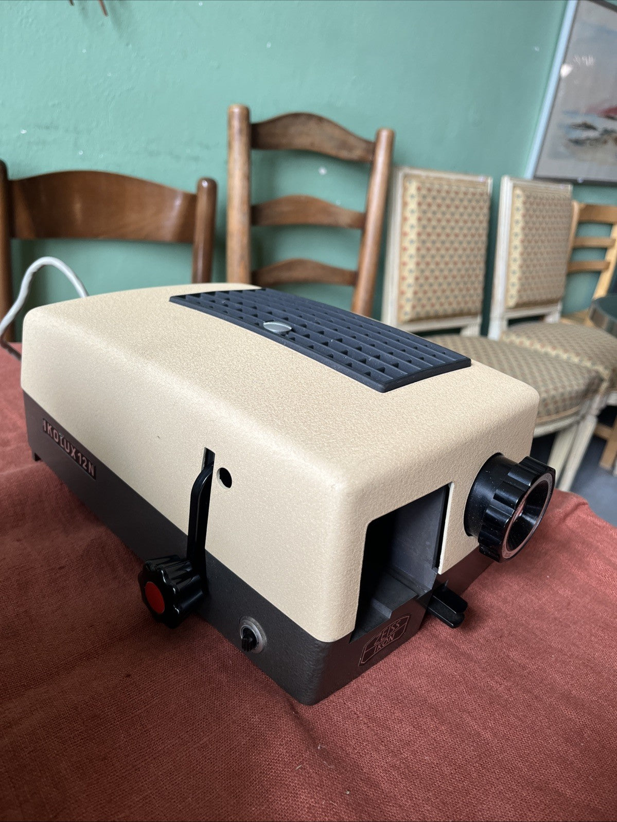 Projecteur Diapositives Ikolux12N