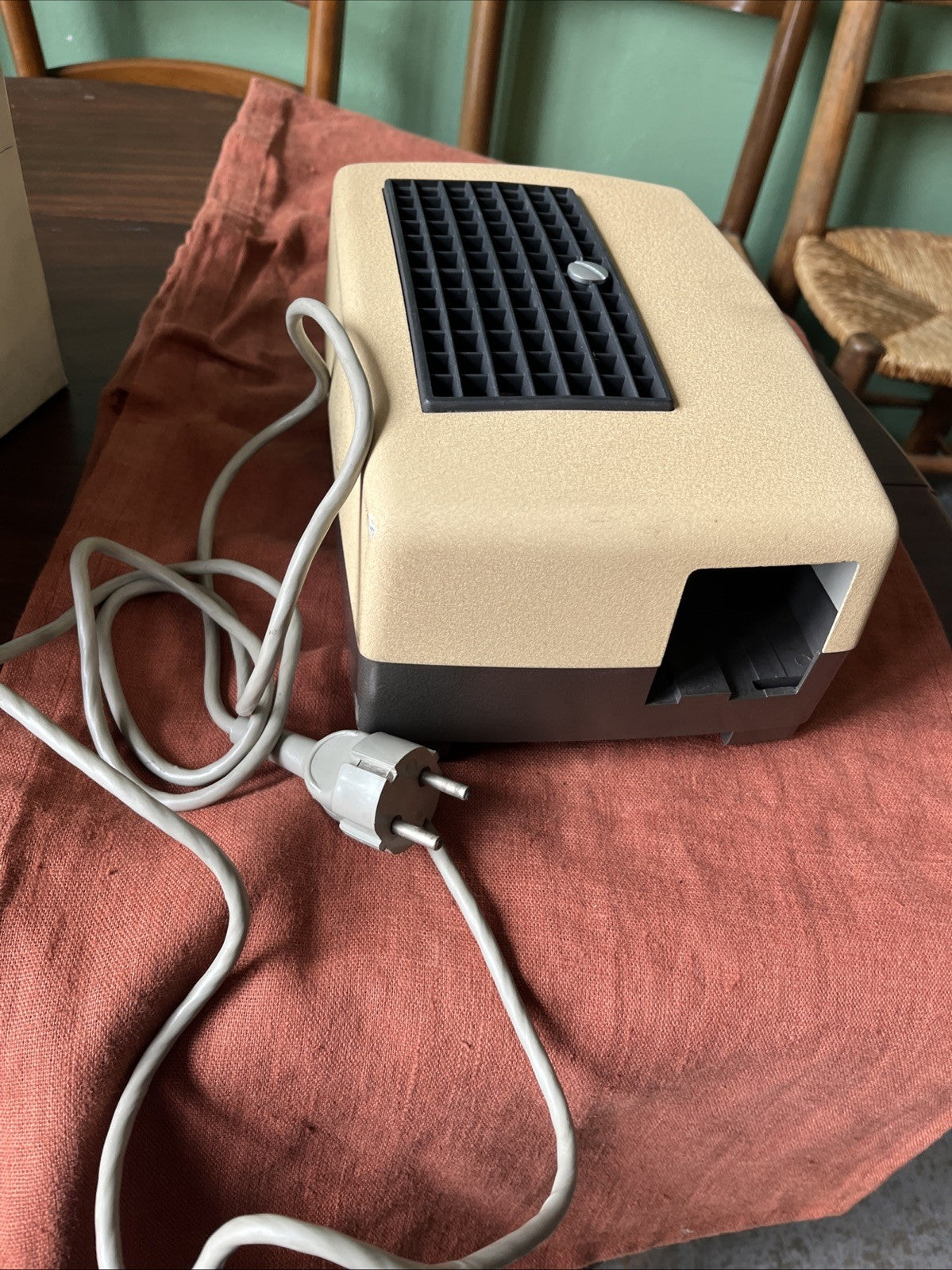 Projecteur Diapositives Ikolux12N