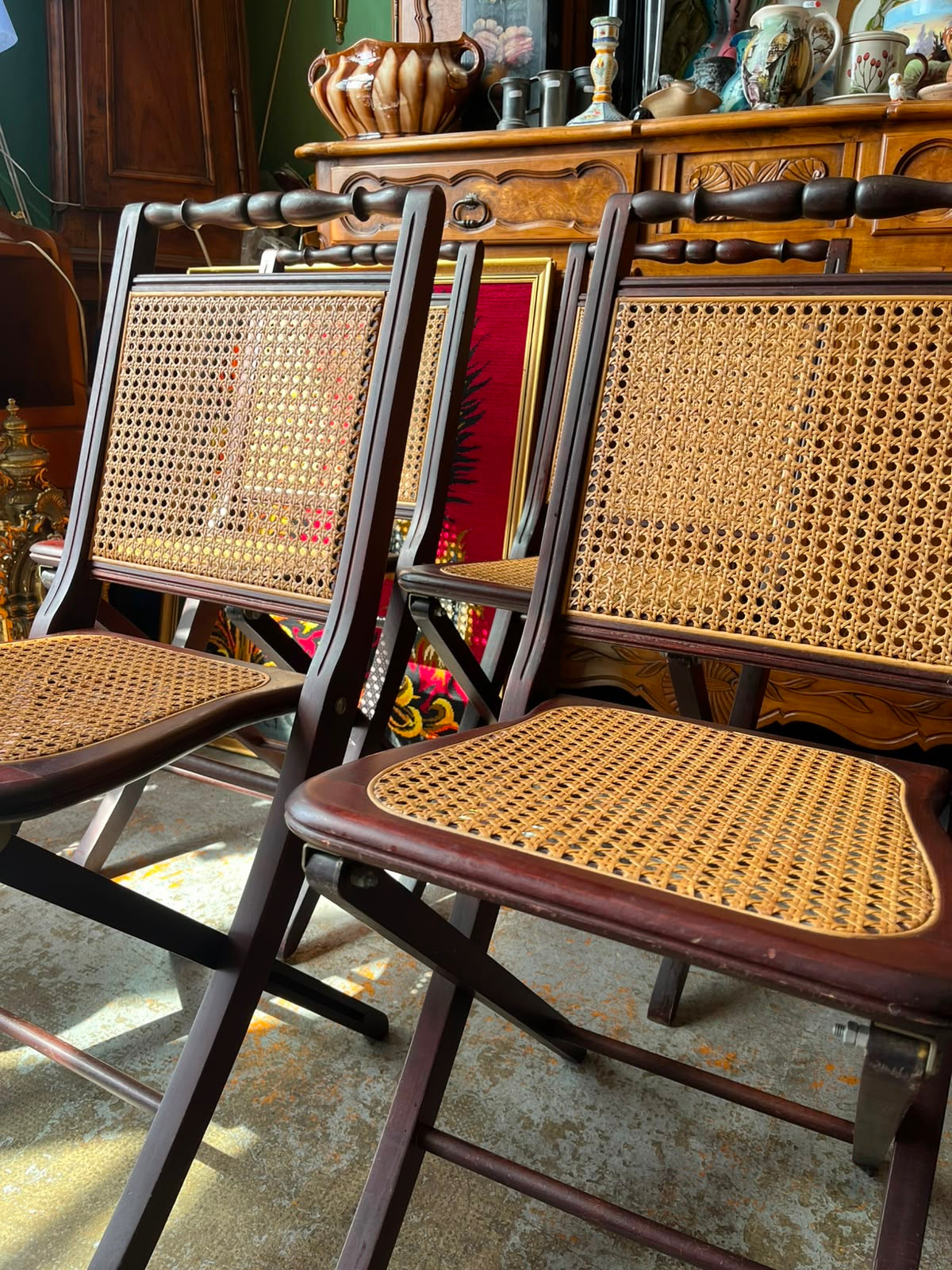 Lot de 4 chaises pliantes cannage et bois teinté style vintage années 1970