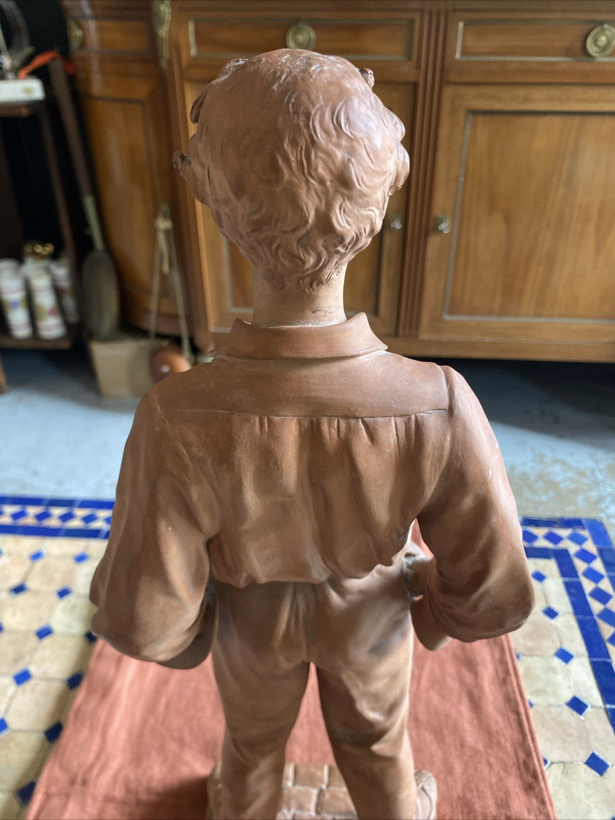 Statue ancienne en terre cuite – Jeune homme – Signée C. Massé