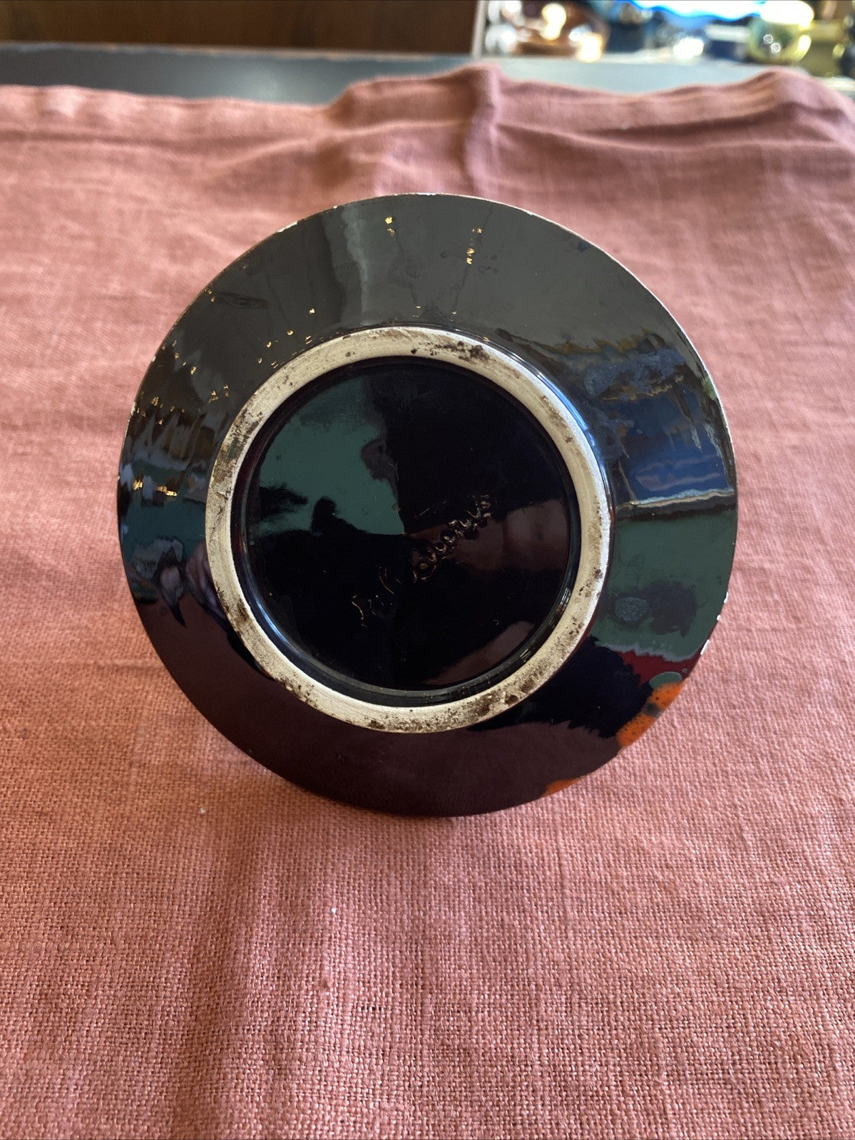 Paire de bougeoirs en céramique émaillée multicolore signés Vallauris